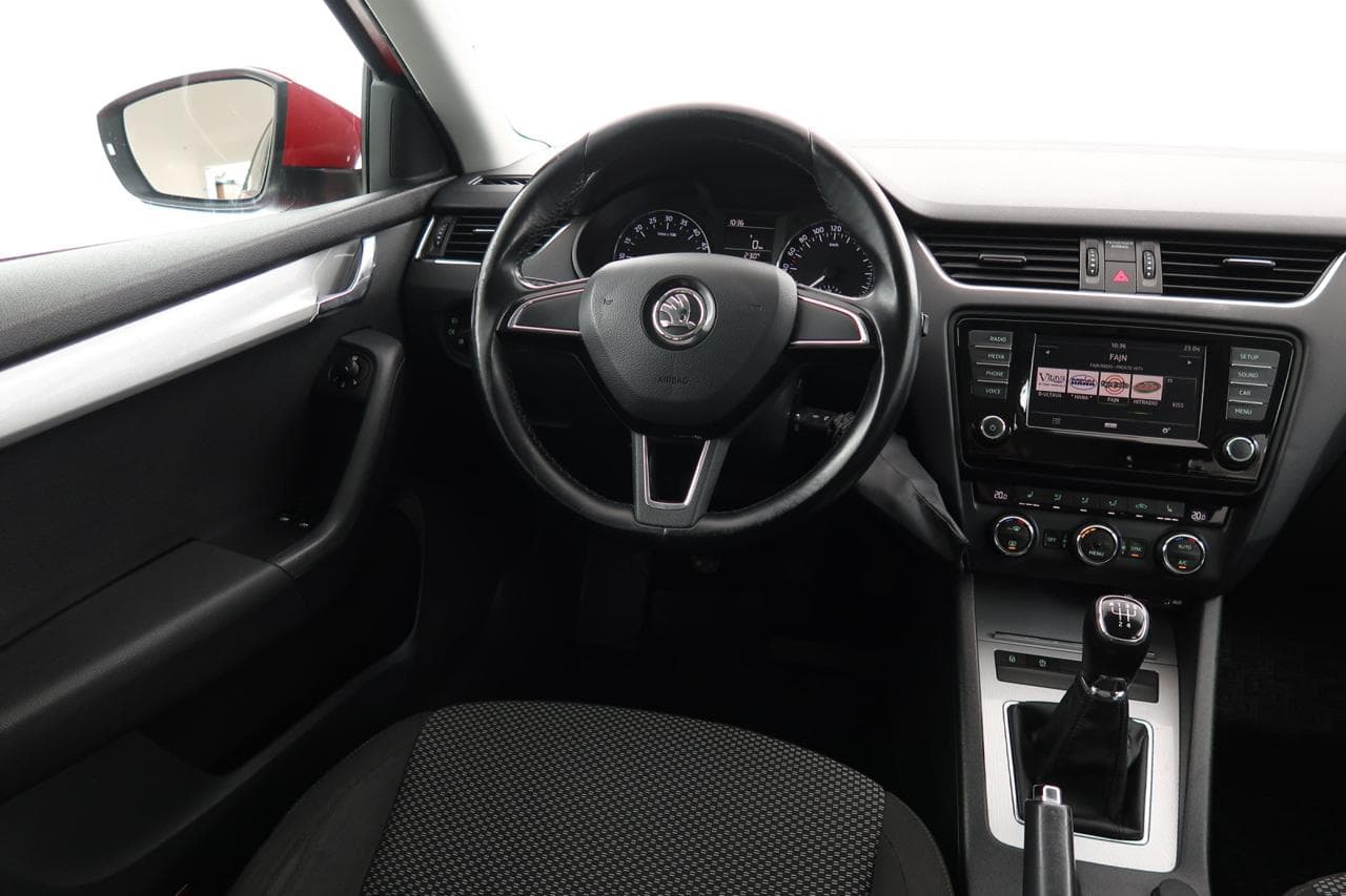 2016 Škoda OCTAVIA - 16