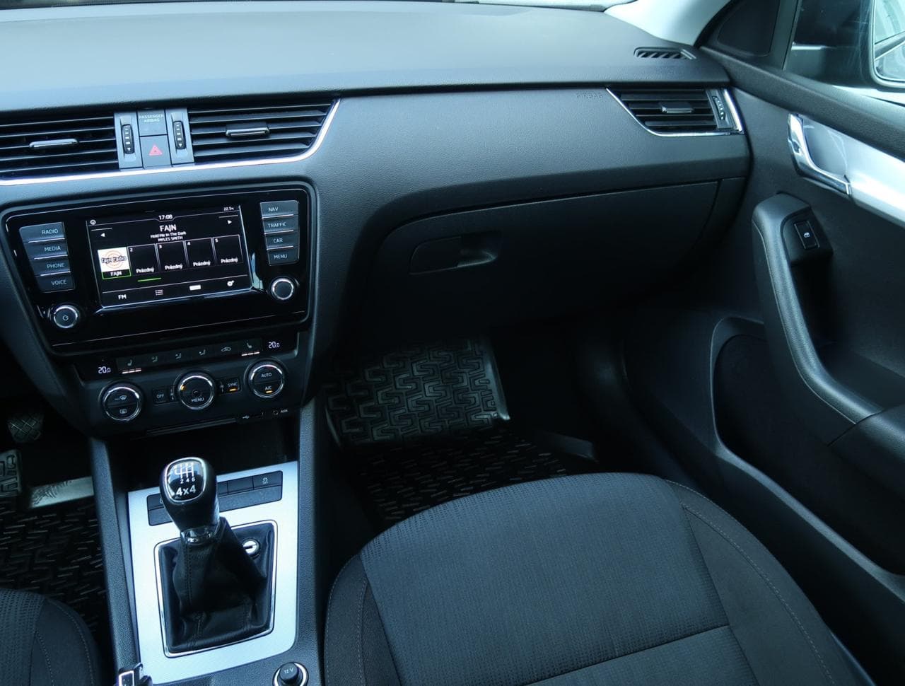 2015 Škoda OCTAVIA - 11