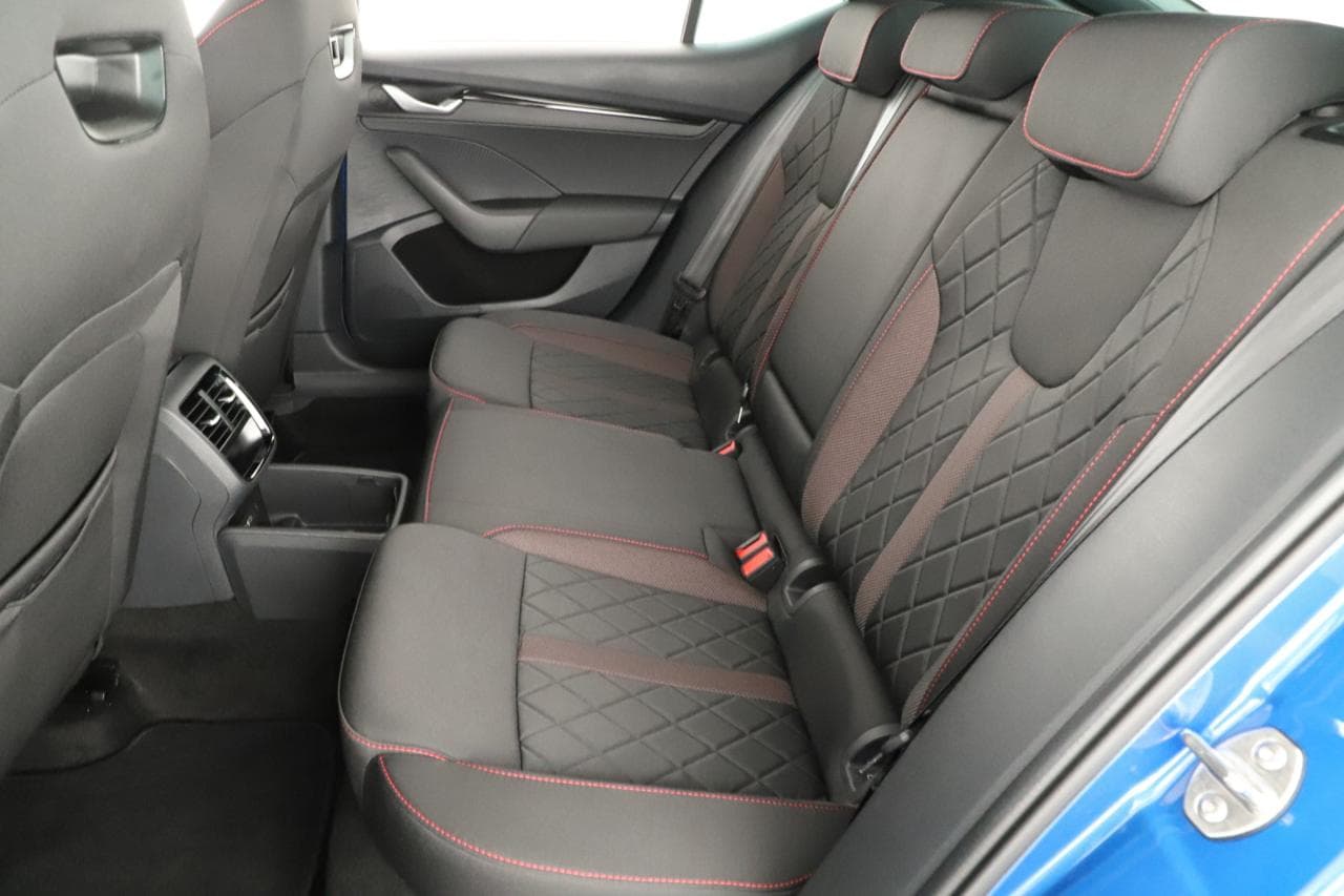 2025 Škoda OCTAVIA - 12