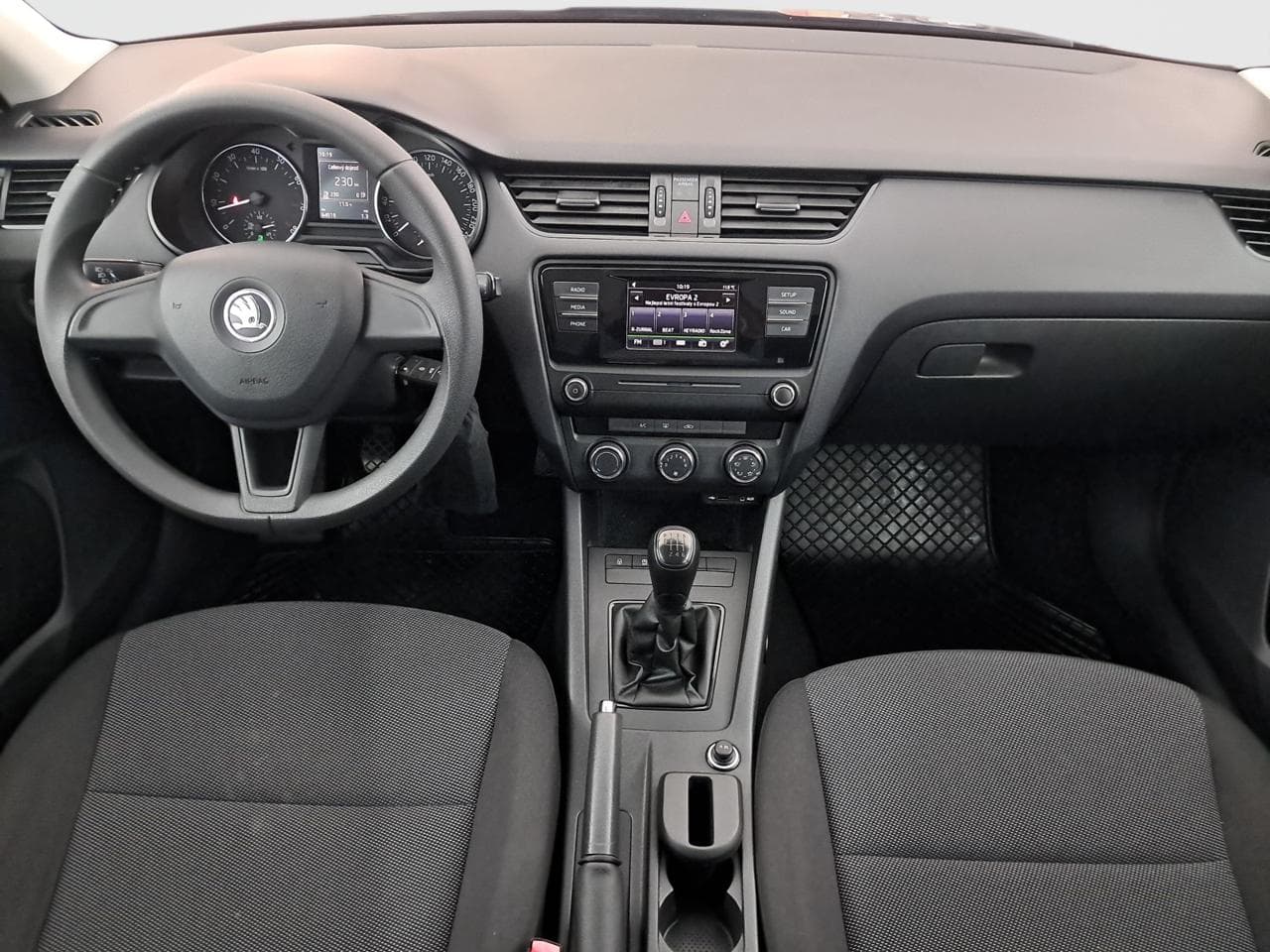 2015 Škoda OCTAVIA - 17