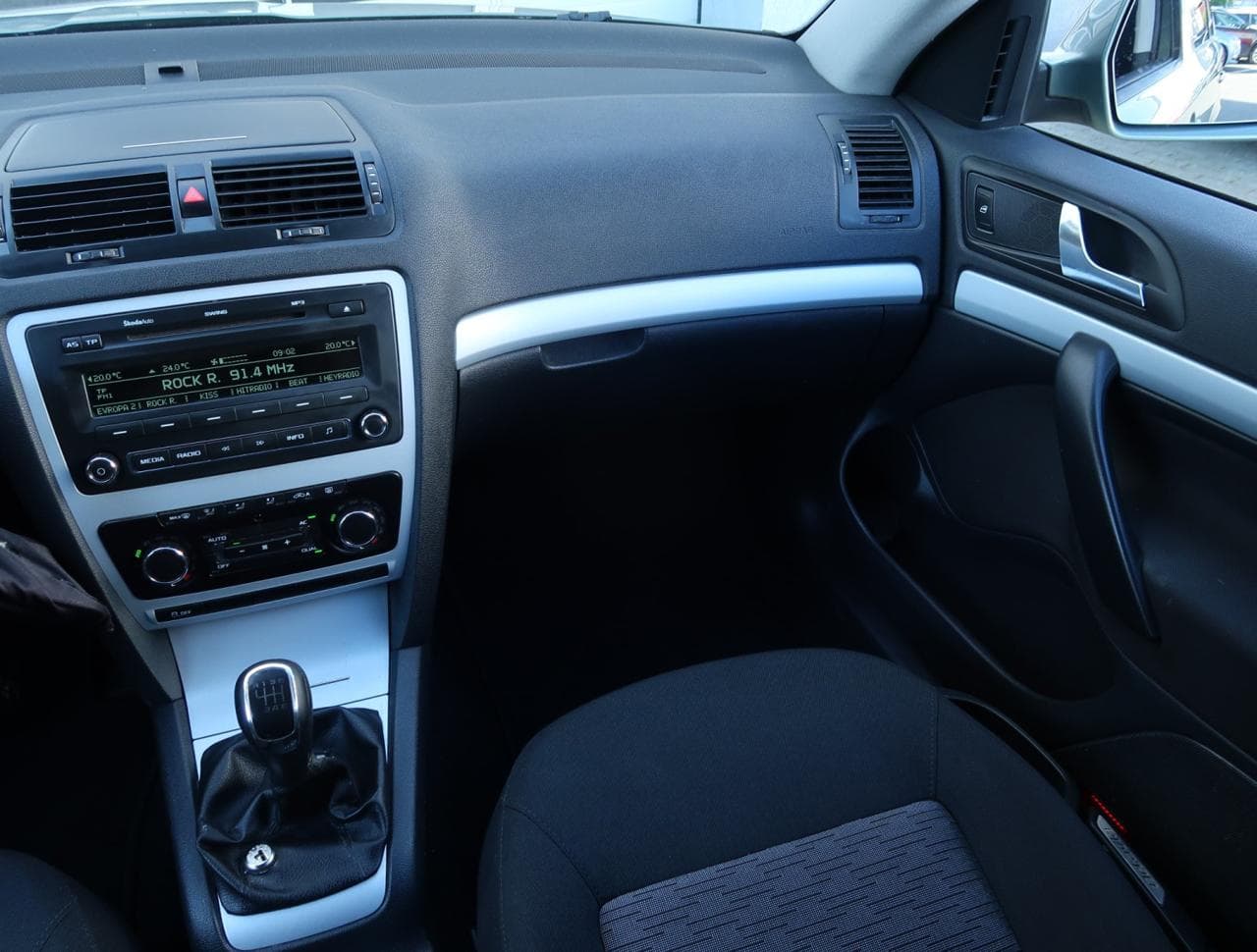 2011 Škoda OCTAVIA - 18