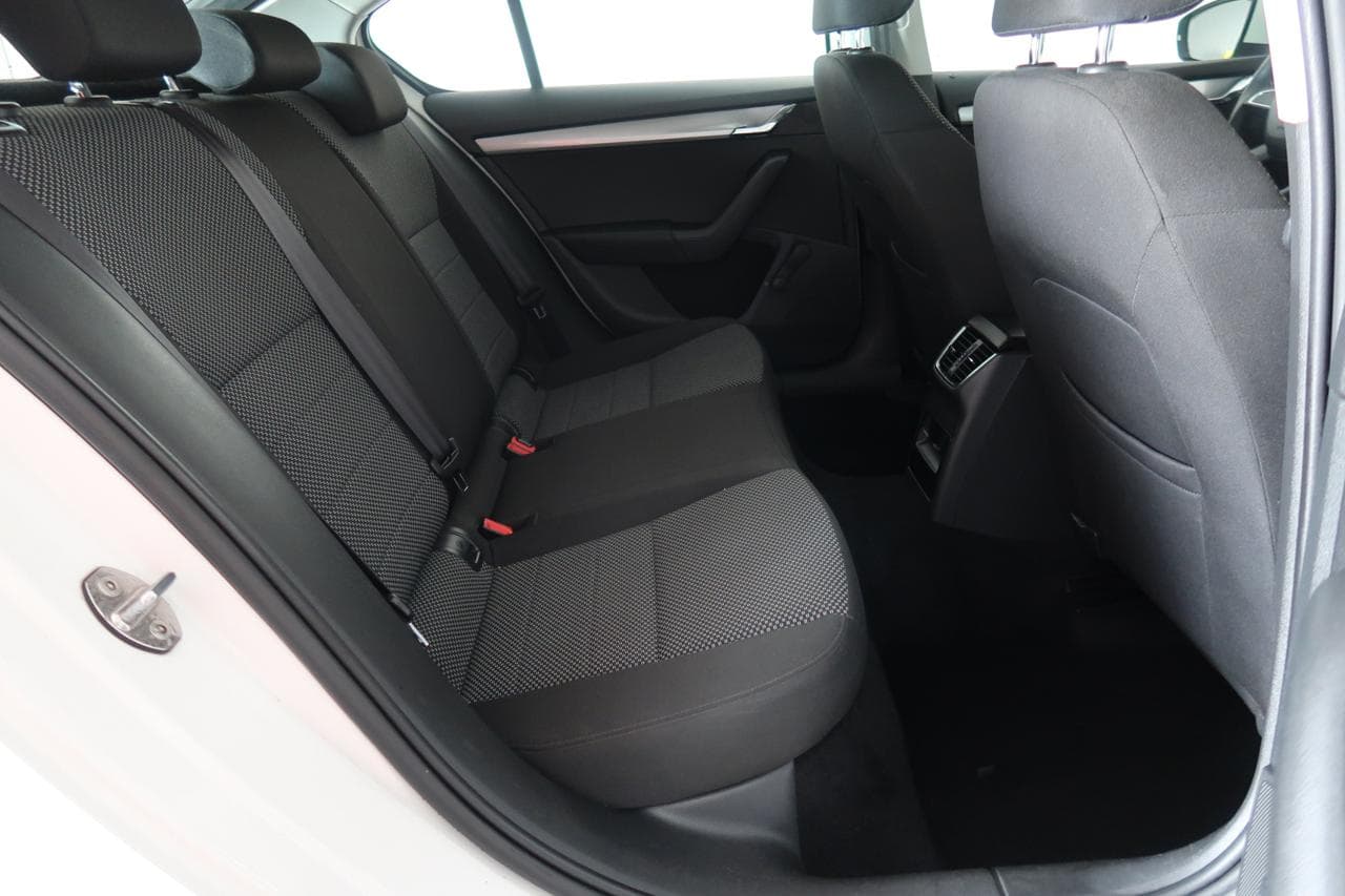 2015 Škoda OCTAVIA - 20