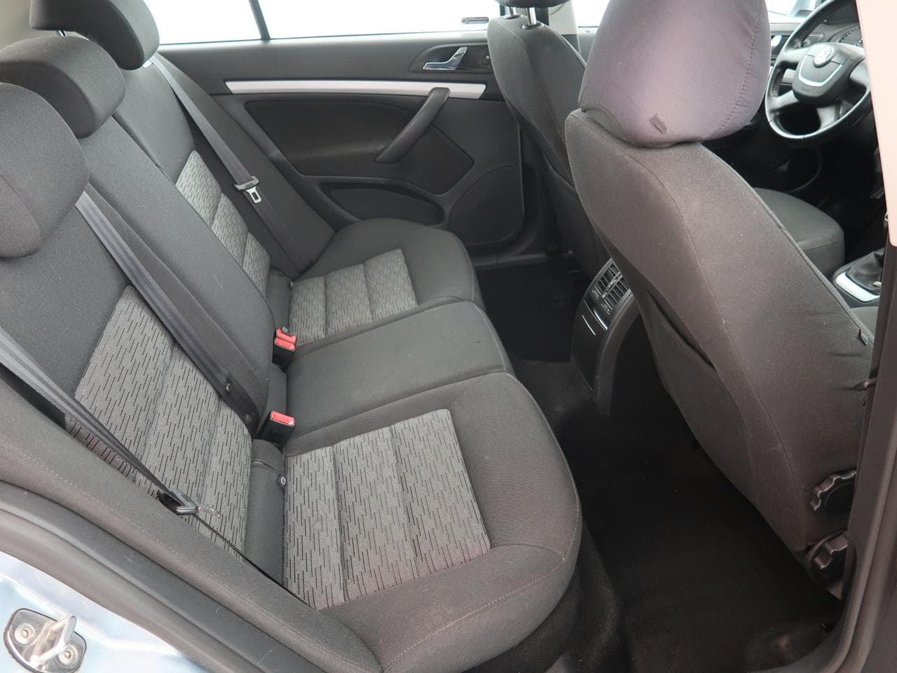 2011 Škoda OCTAVIA - 25