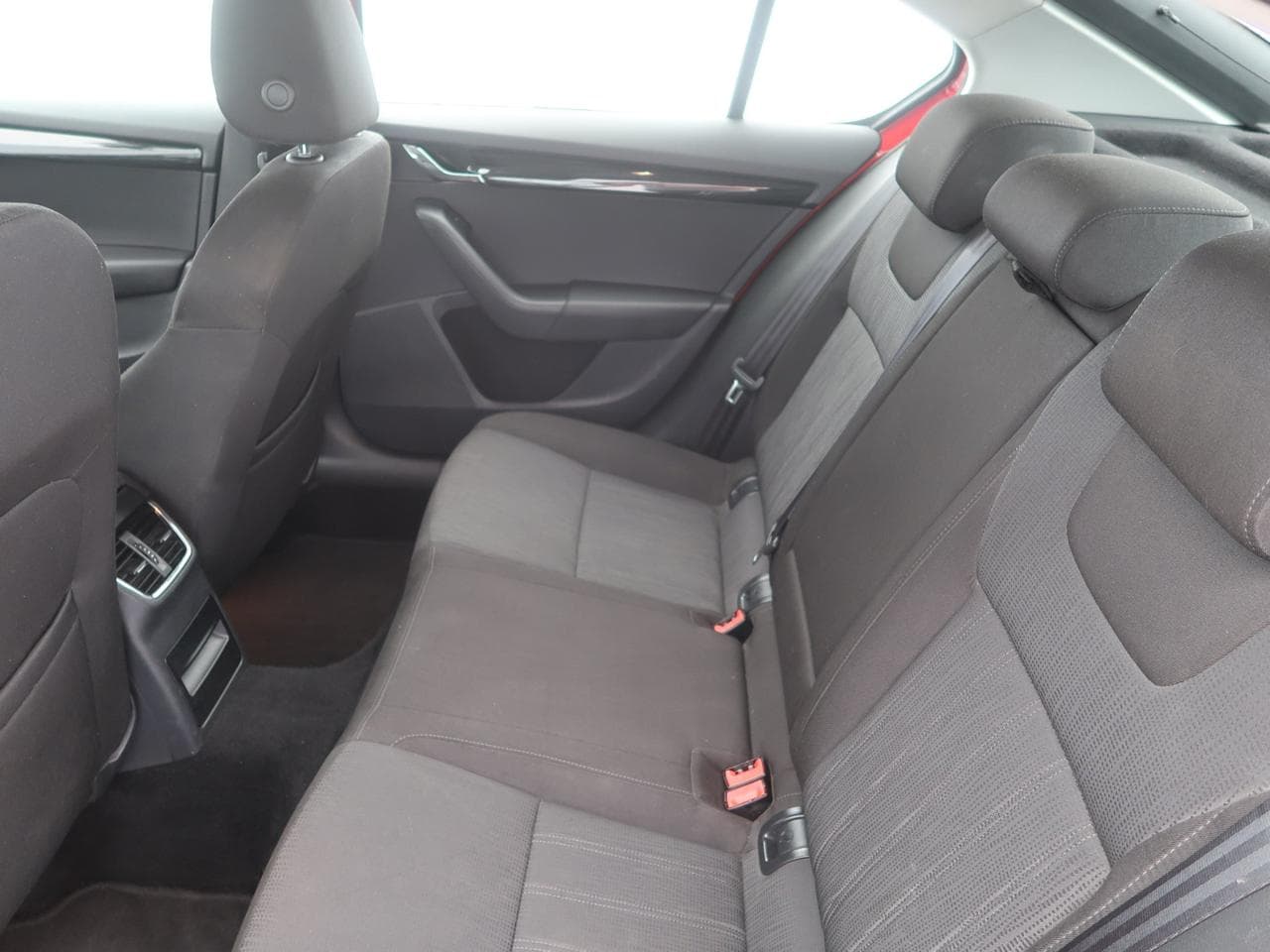2017 Škoda OCTAVIA - 29