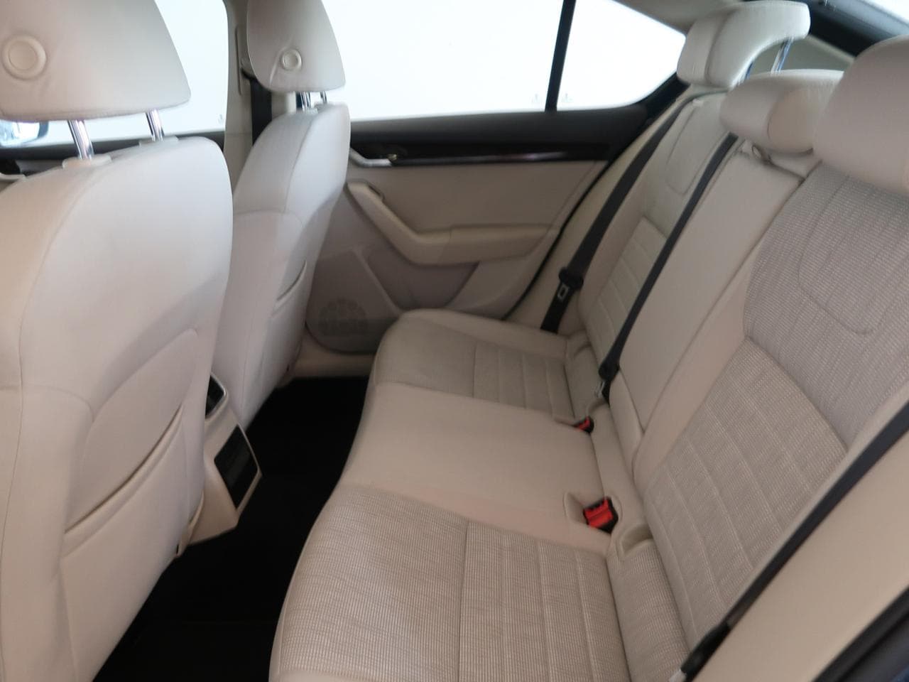 2013 Škoda OCTAVIA - 27
