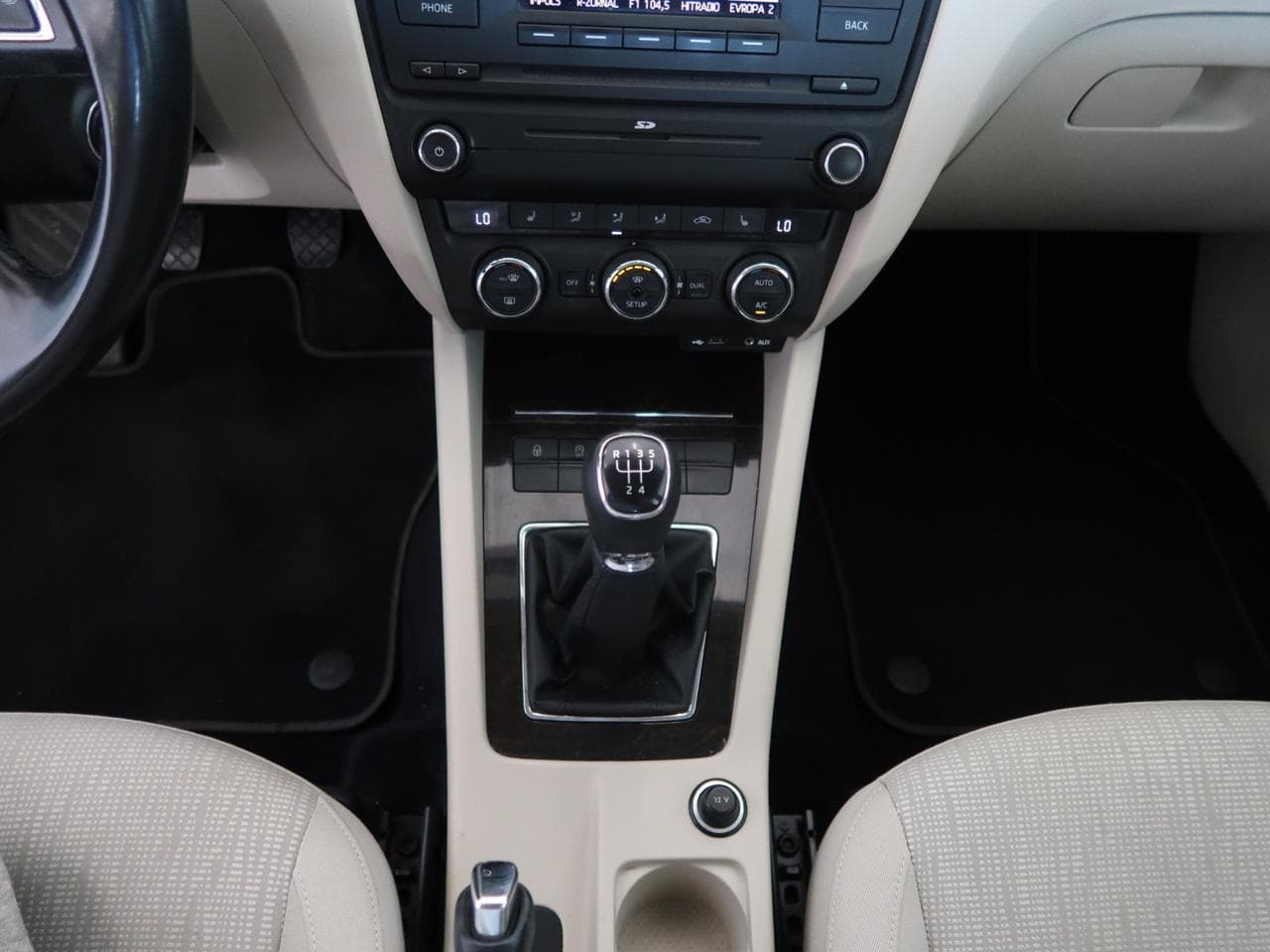 2013 Škoda OCTAVIA - 32