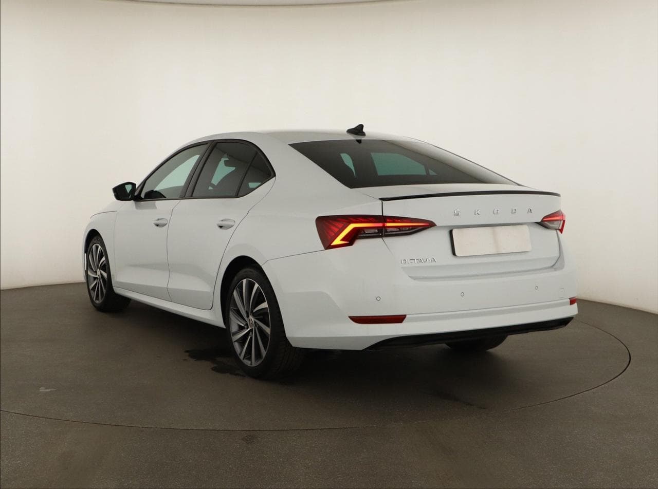 2022 Škoda OCTAVIA - 5