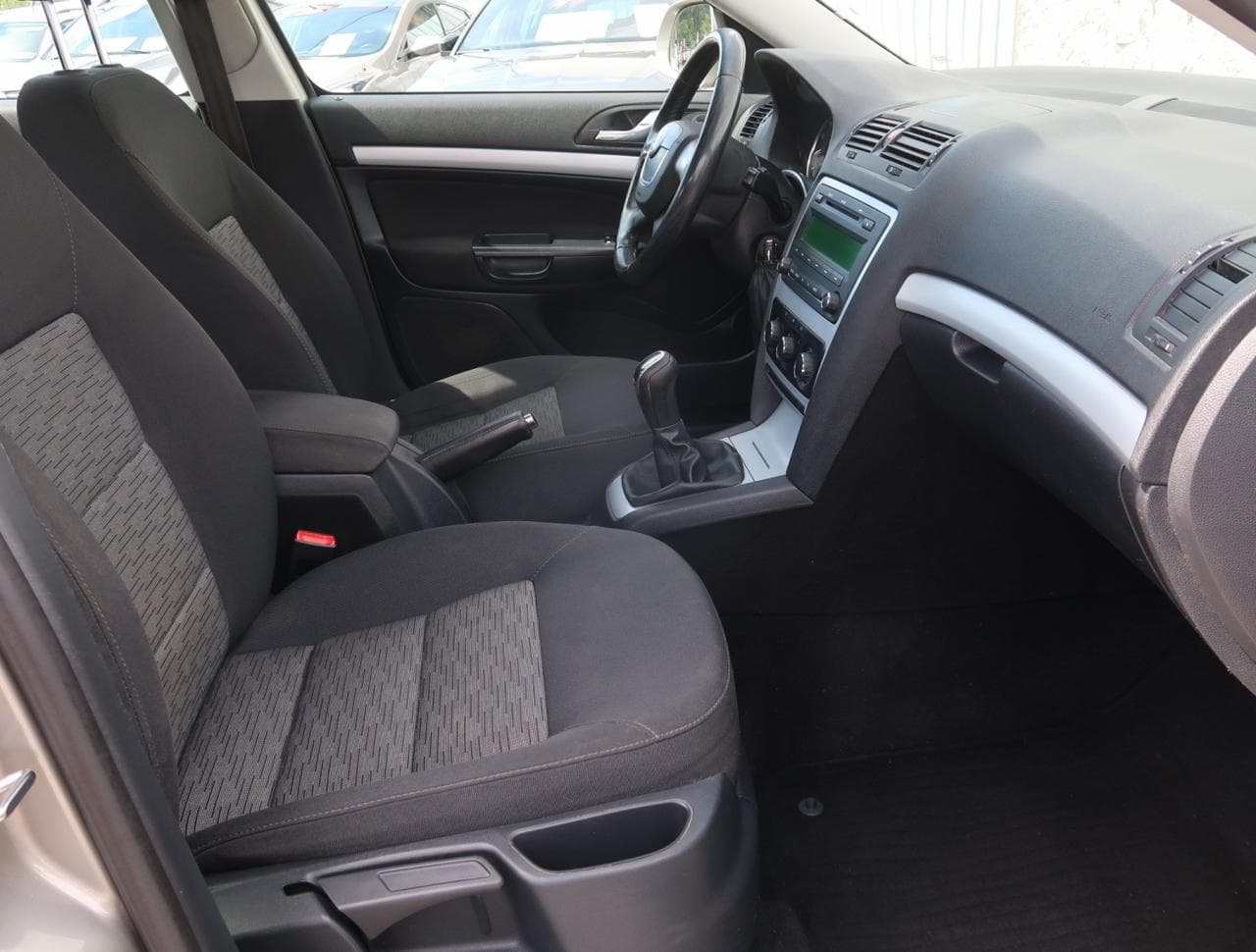 2011 Škoda OCTAVIA - 12