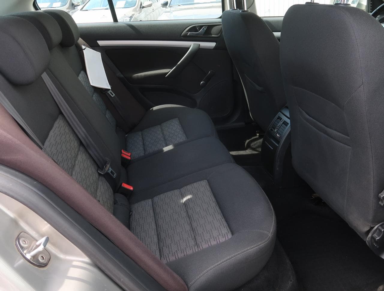 2011 Škoda OCTAVIA - 13