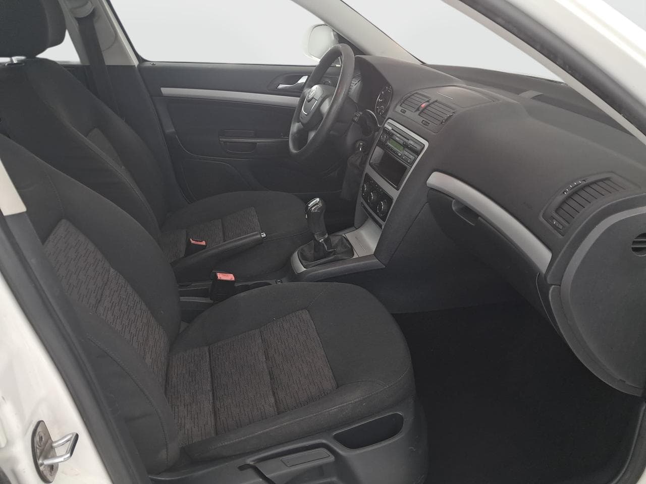 2012 Škoda OCTAVIA - 12