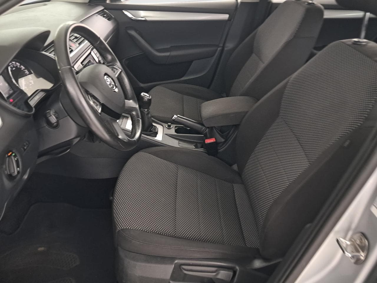2014 Škoda OCTAVIA - 16
