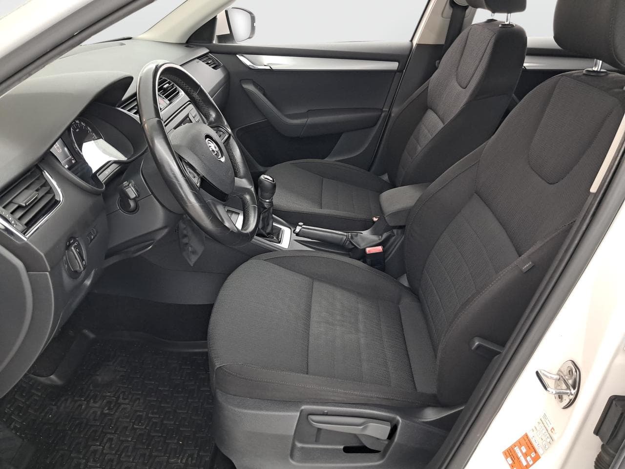 2013 Škoda OCTAVIA - 16