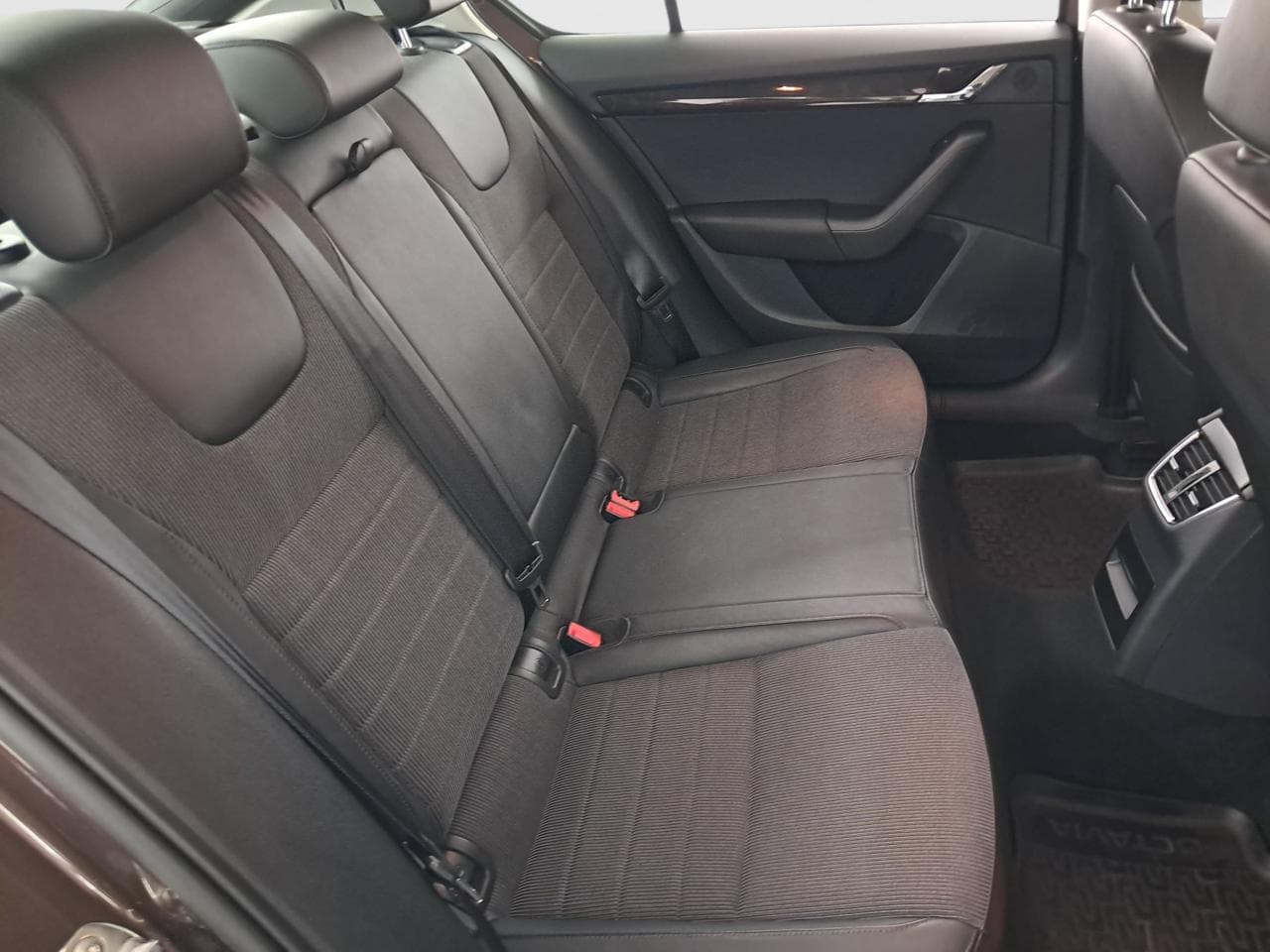 2014 Škoda OCTAVIA - 13