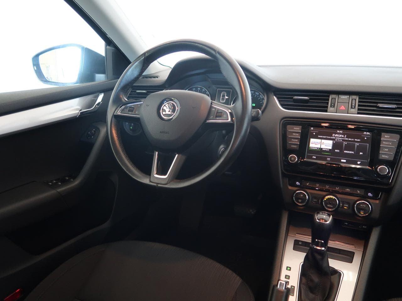 2016 Škoda OCTAVIA - 9
