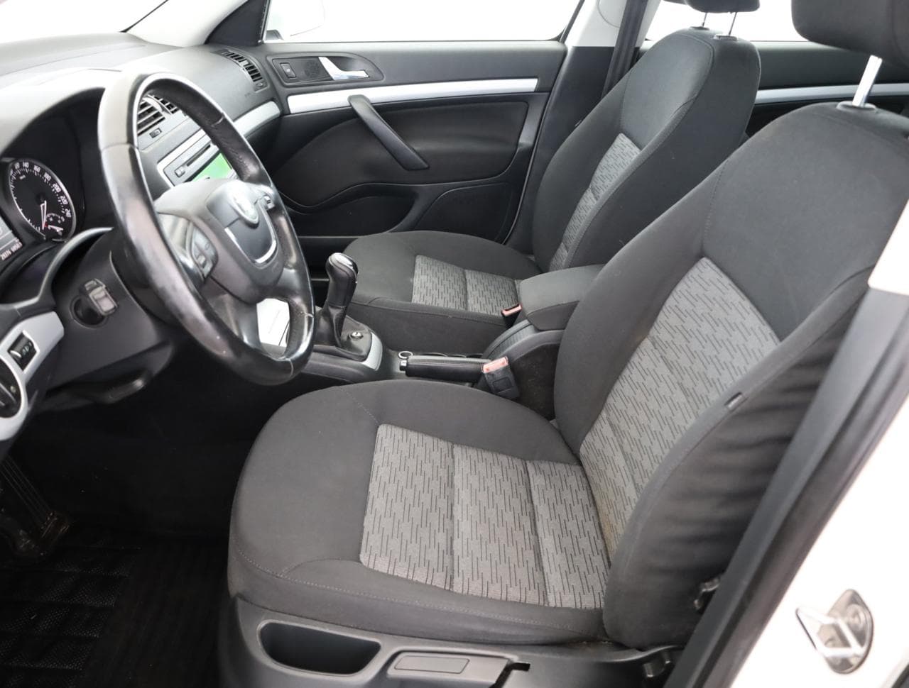 2011 Škoda OCTAVIA - 13