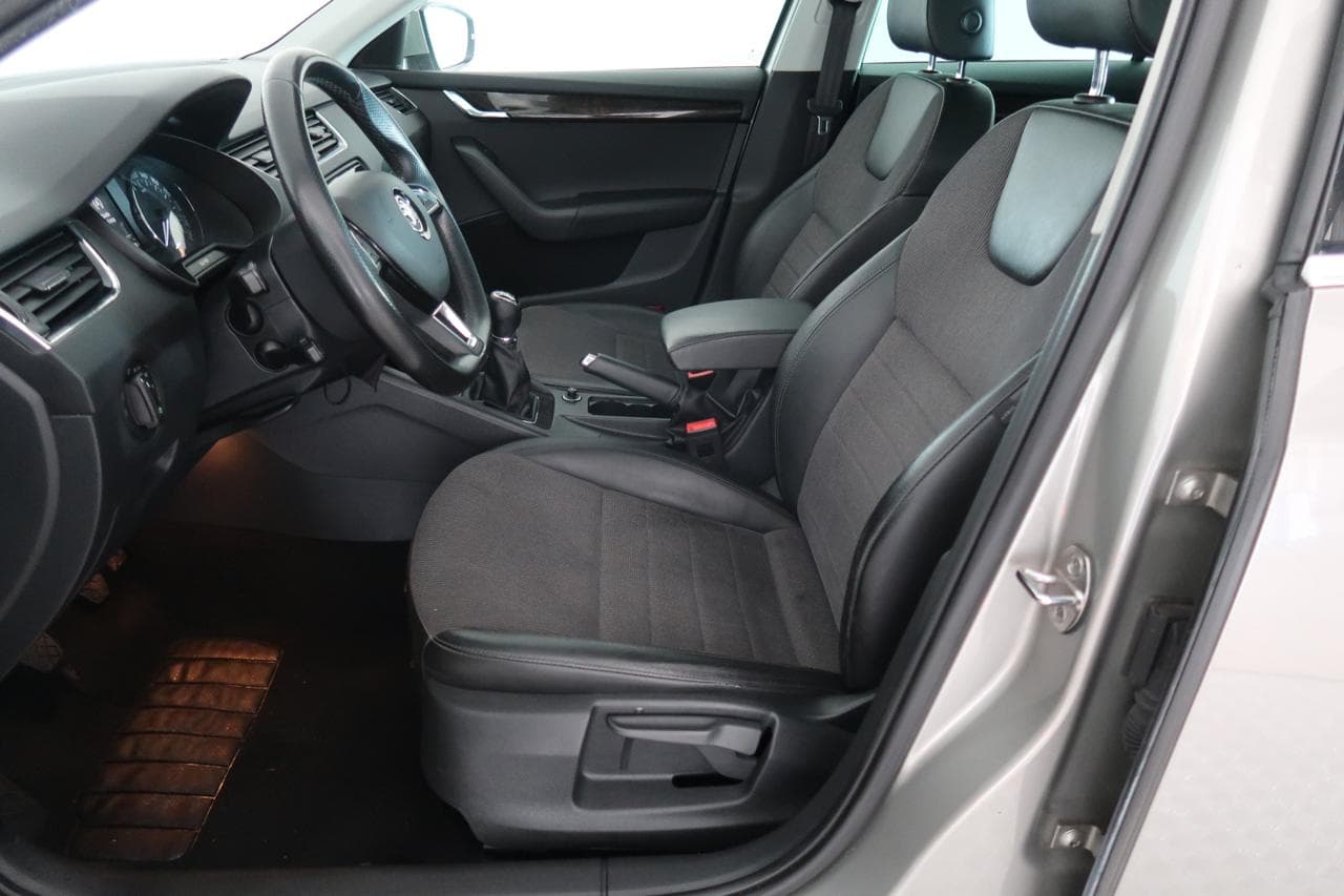 2014 Škoda OCTAVIA - 16