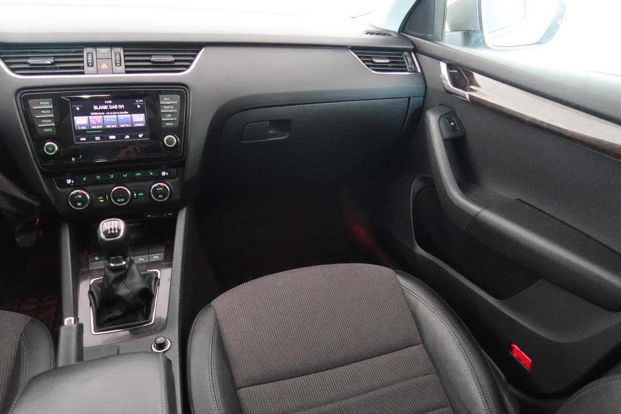 2014 Škoda OCTAVIA - 11