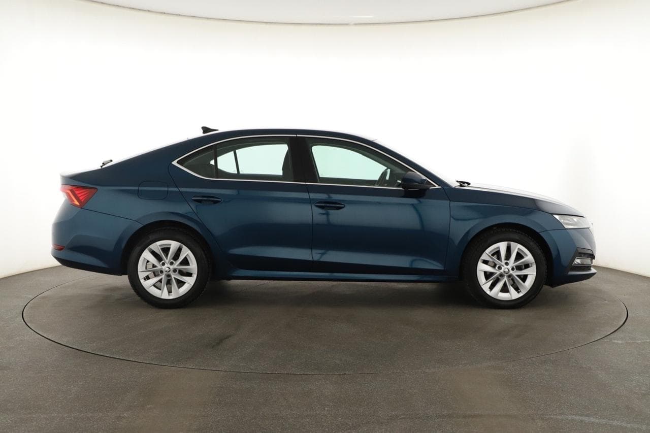 2022 Škoda OCTAVIA - 8