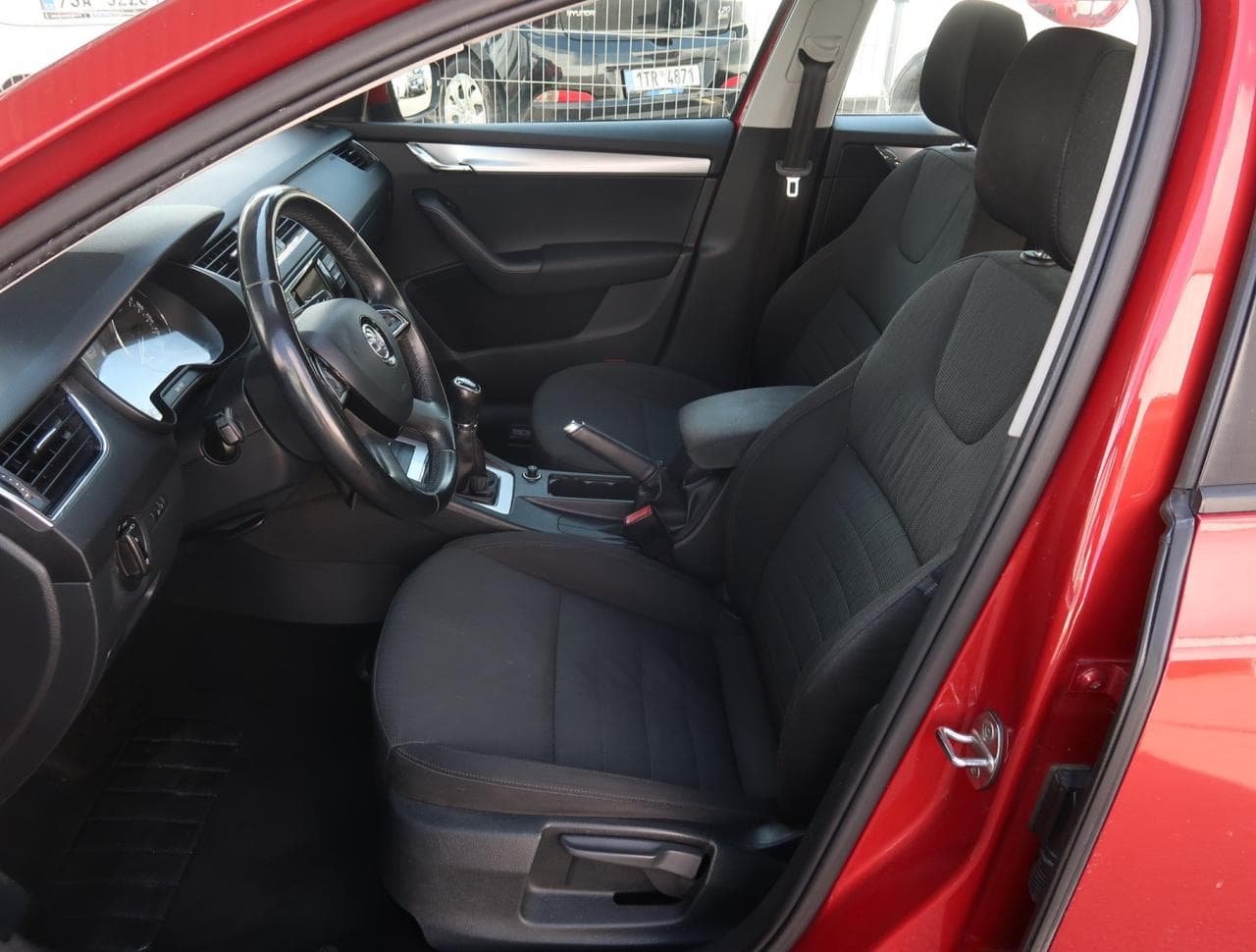 2015 Škoda OCTAVIA - 16