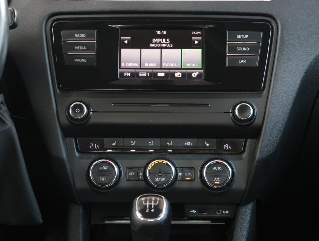 2015 Škoda OCTAVIA - 18