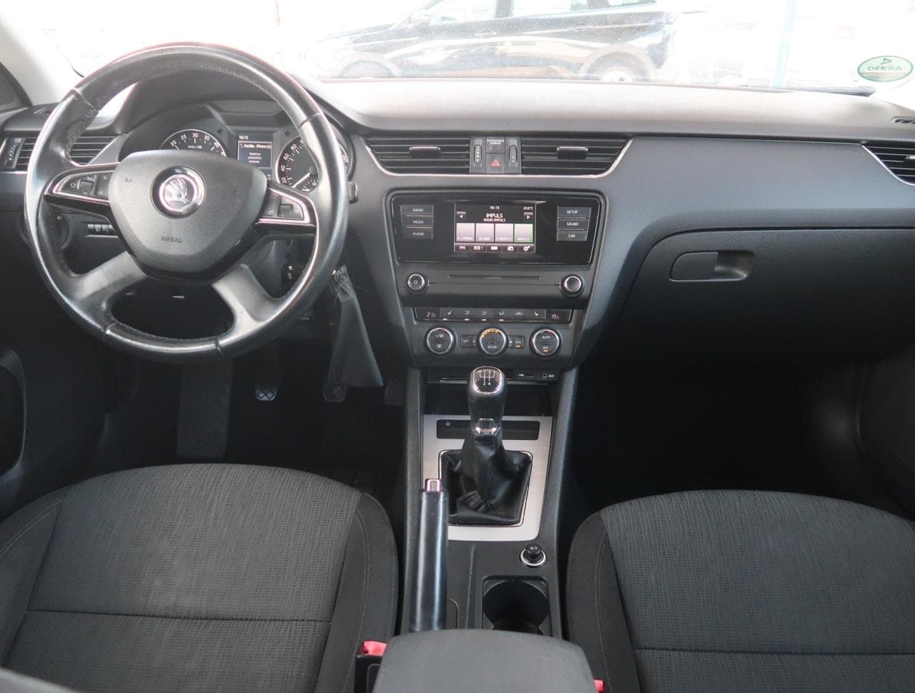 2015 Škoda OCTAVIA - 10