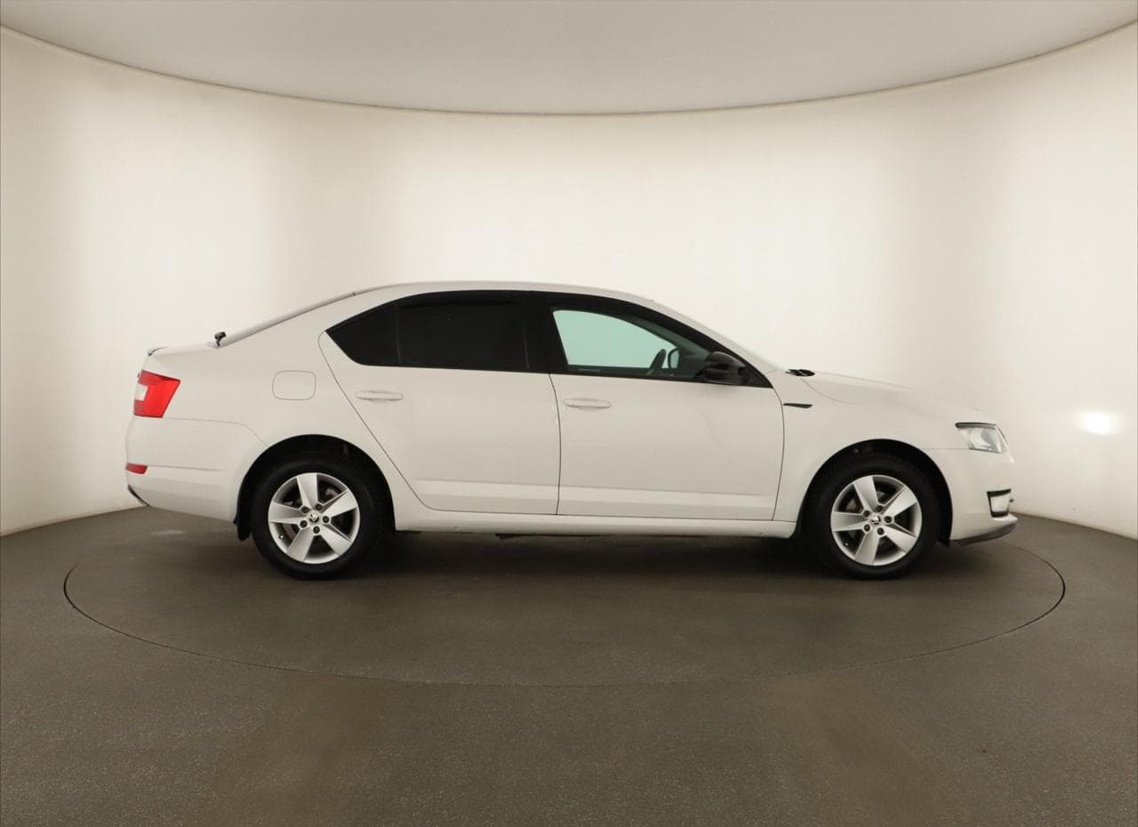 2014 Škoda OCTAVIA - 8