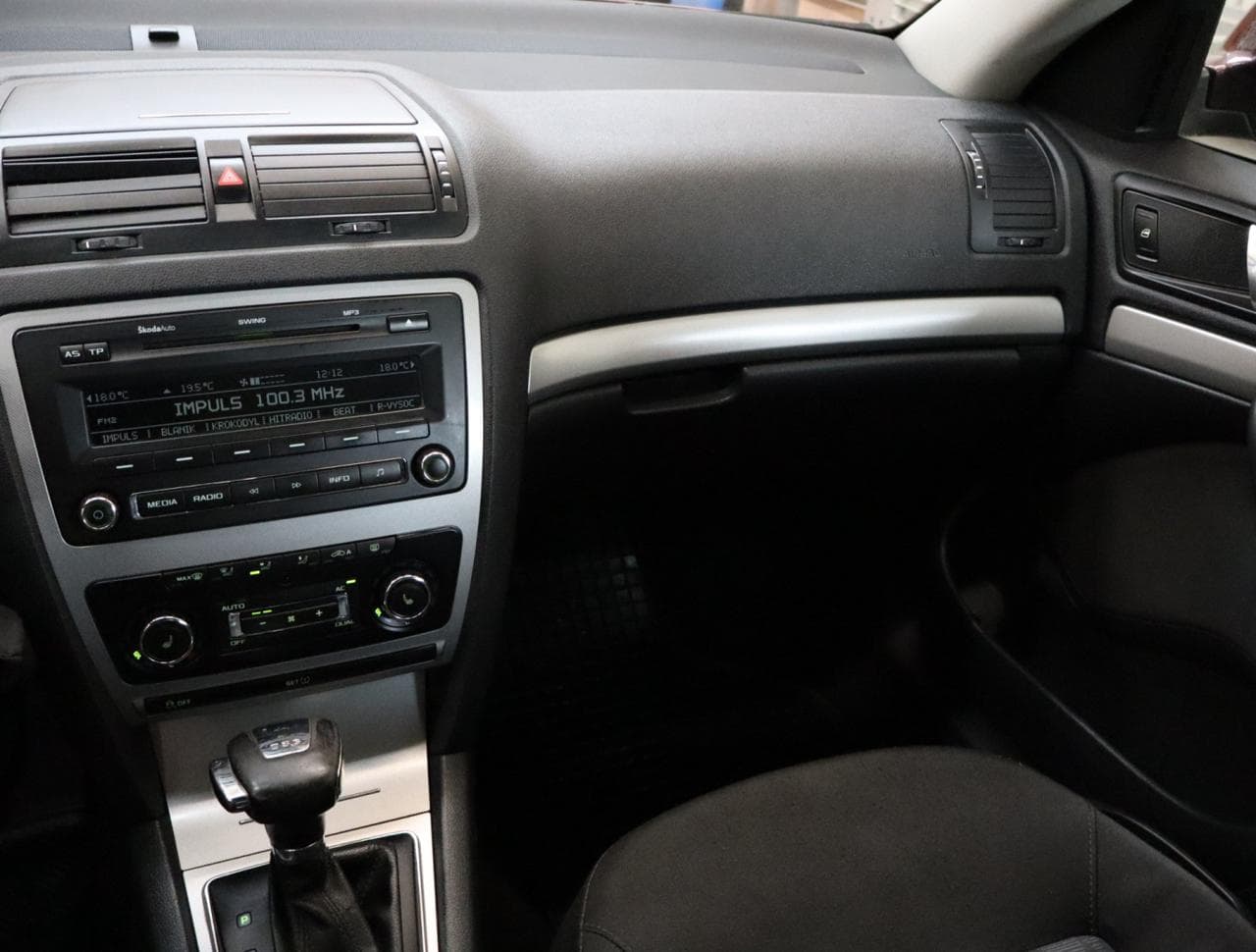 2011 Škoda OCTAVIA - 11