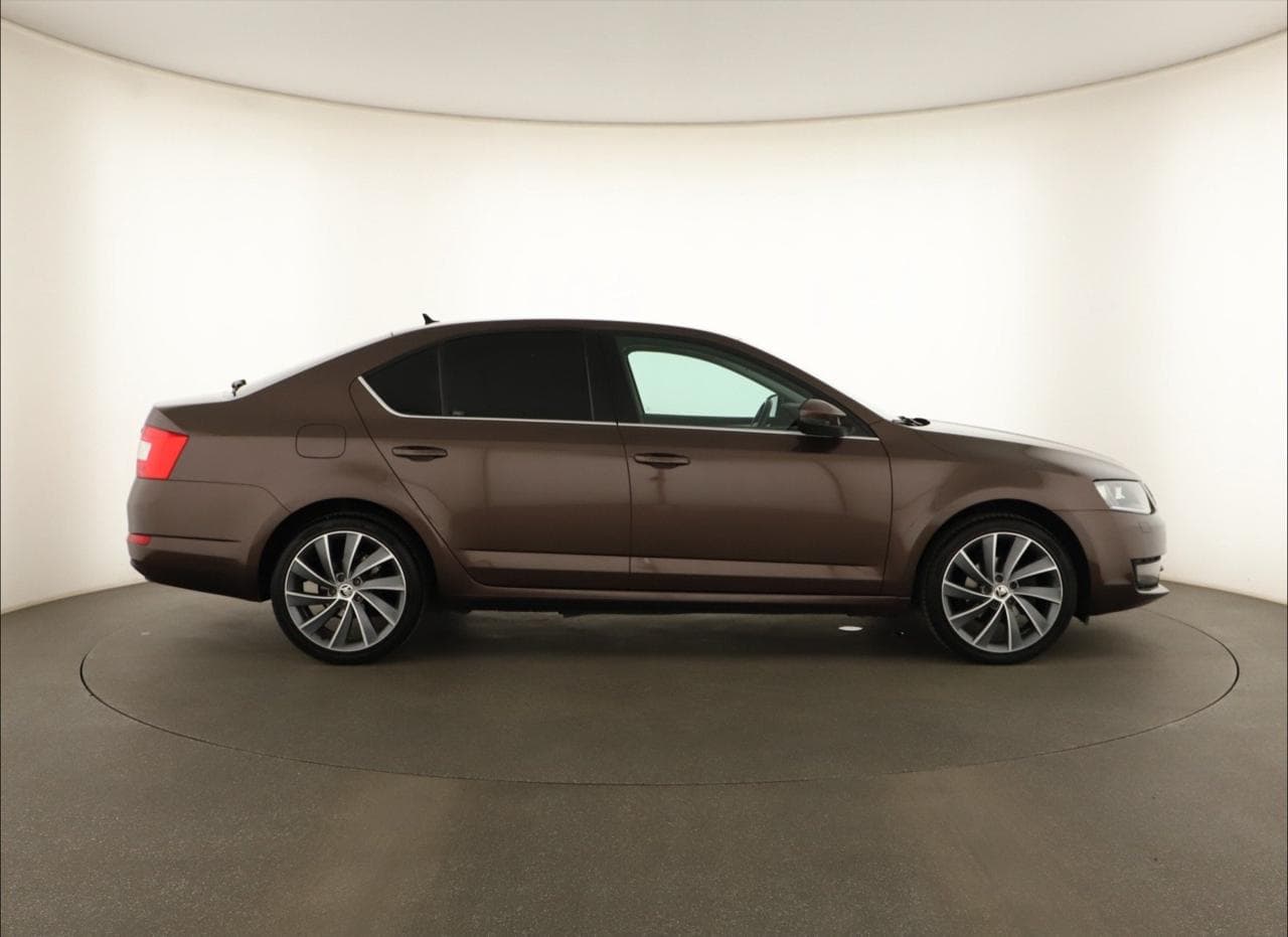 2016 Škoda OCTAVIA - 8