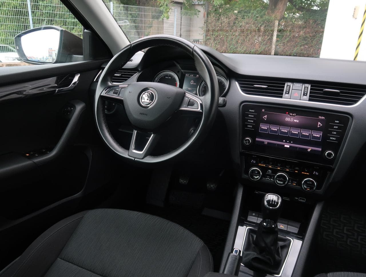 2019 Škoda OCTAVIA - 9