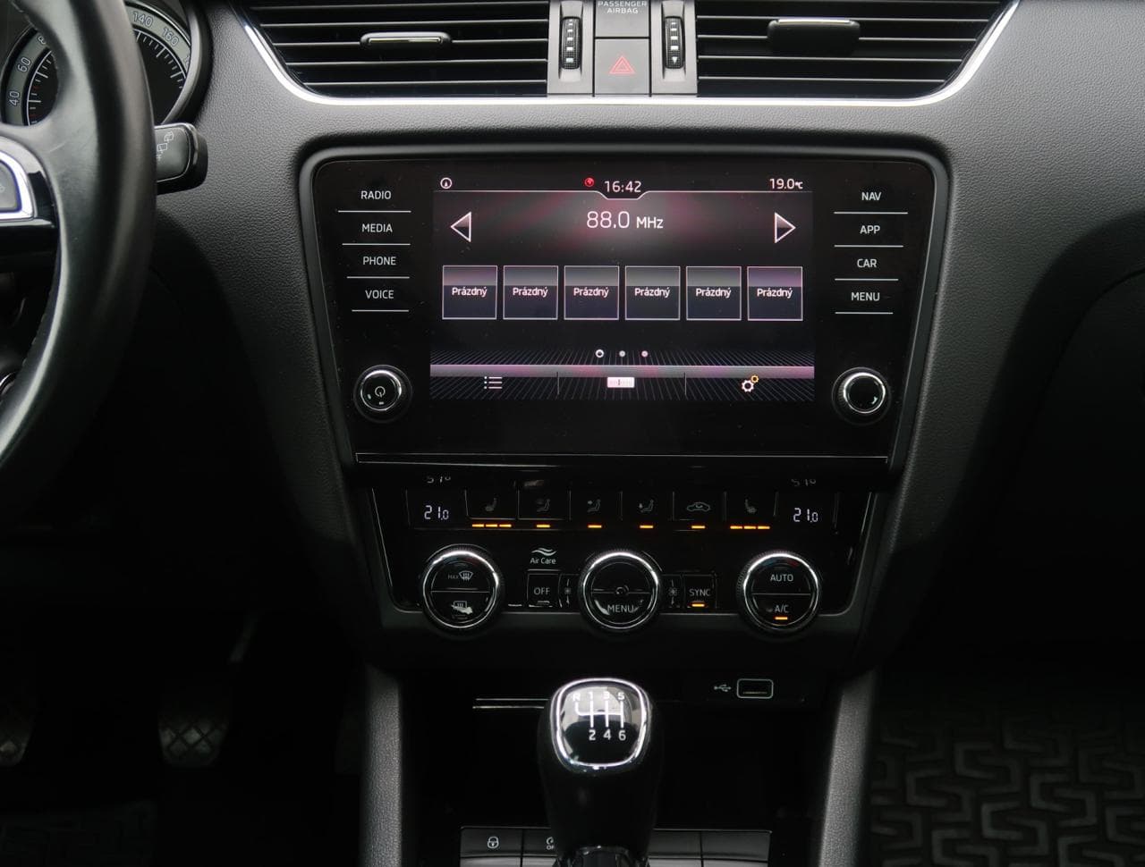 2019 Škoda OCTAVIA - 18