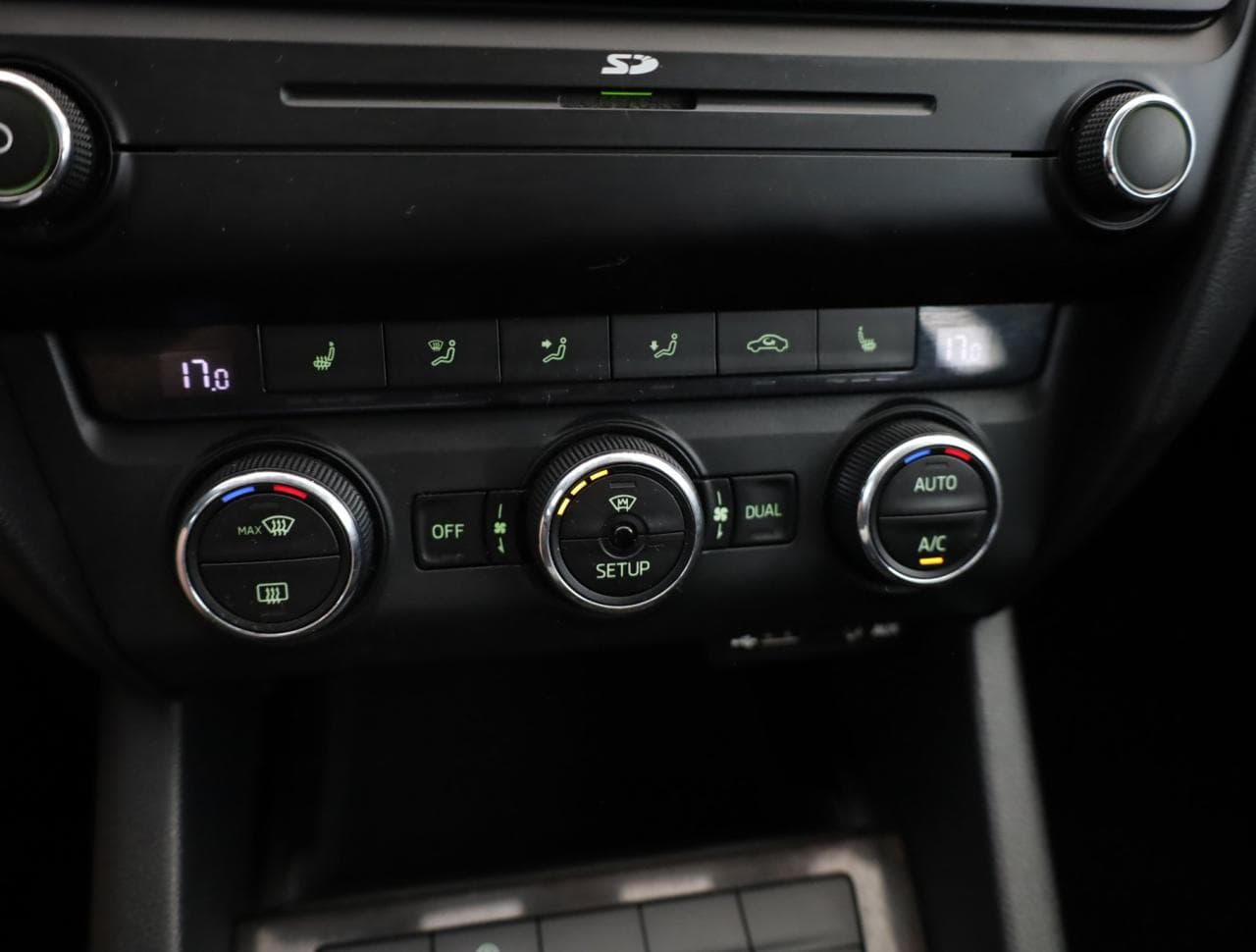 2013 Škoda OCTAVIA - 16