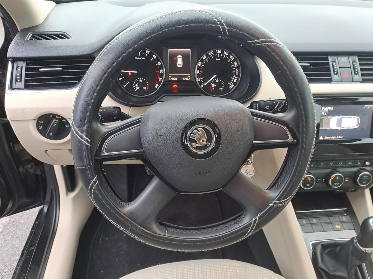 2014 Škoda Octavia - 13