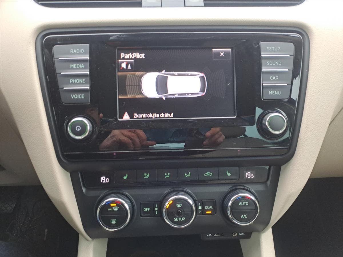 2014 Škoda Octavia - 15