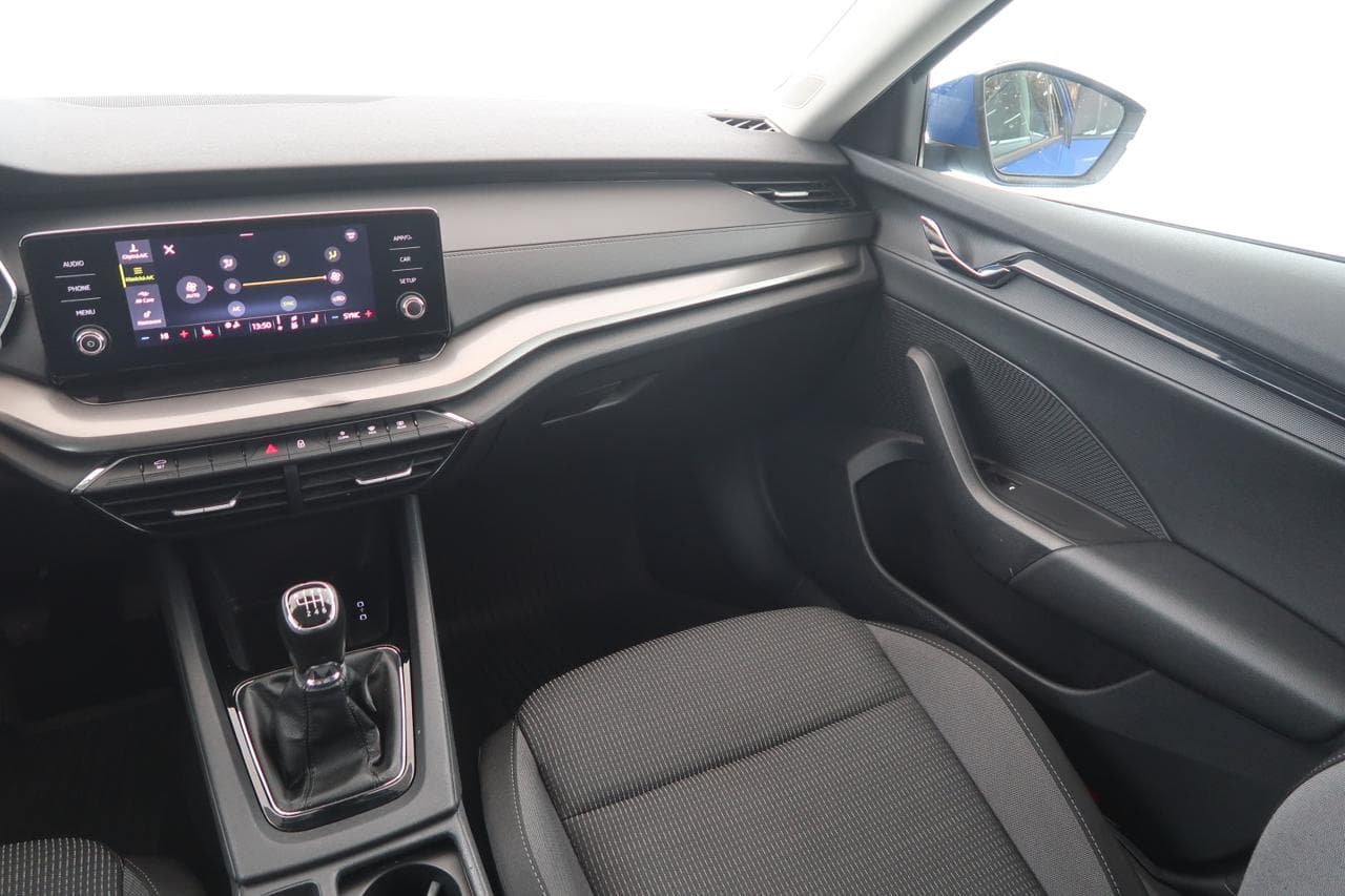 2020 Škoda Octavia - 11