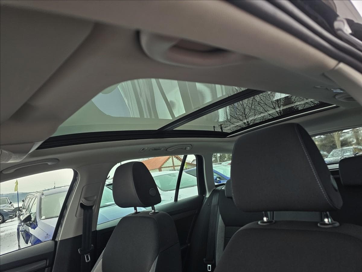 2016 Škoda Octavia - 15