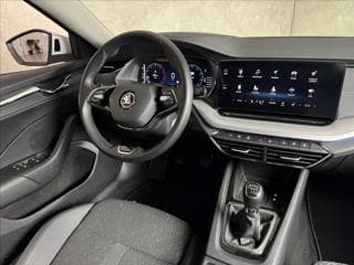 2022 Škoda Octavia - 18