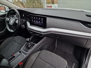 2022 Škoda Octavia - 13