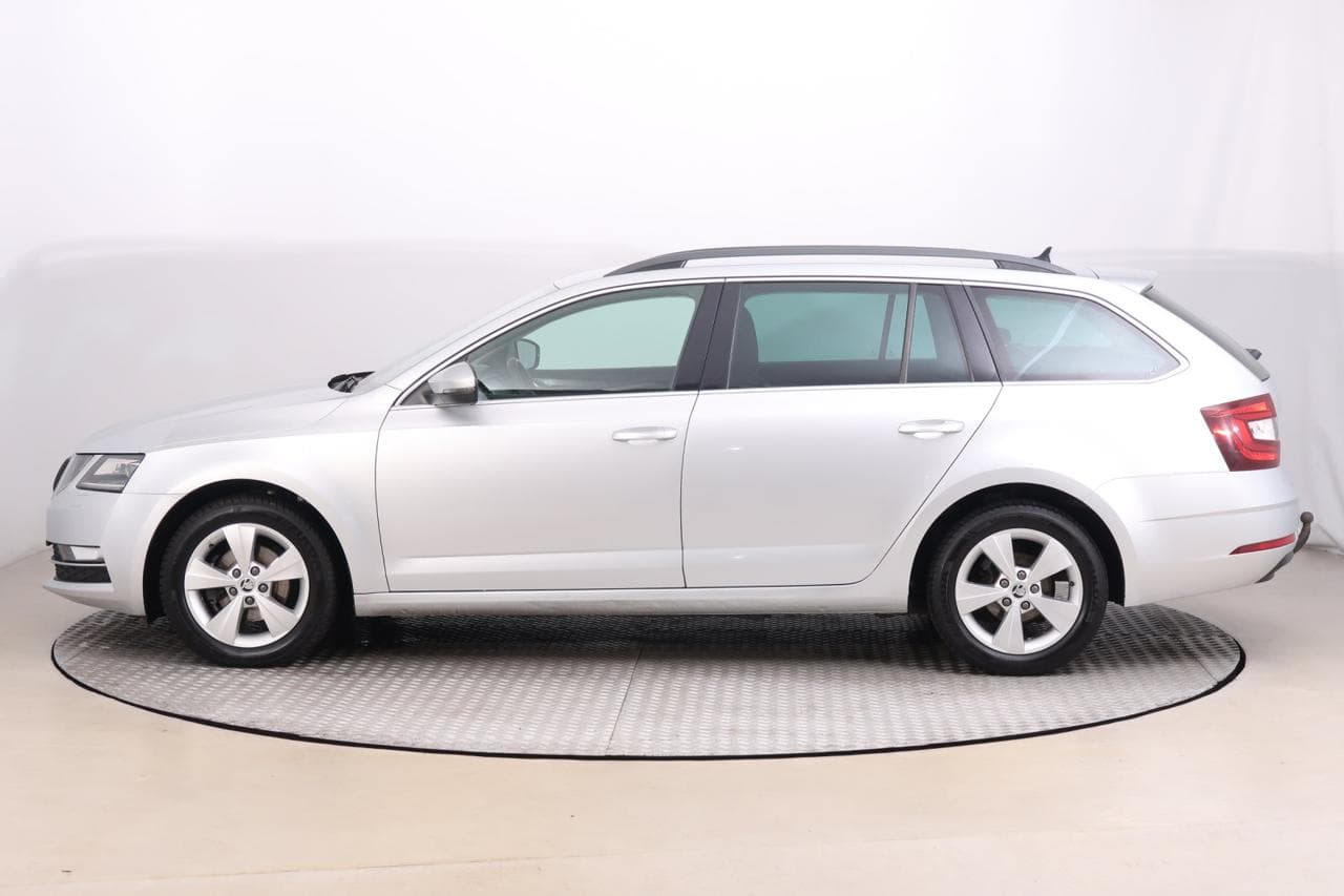2018 Škoda OCTAVIA - 4