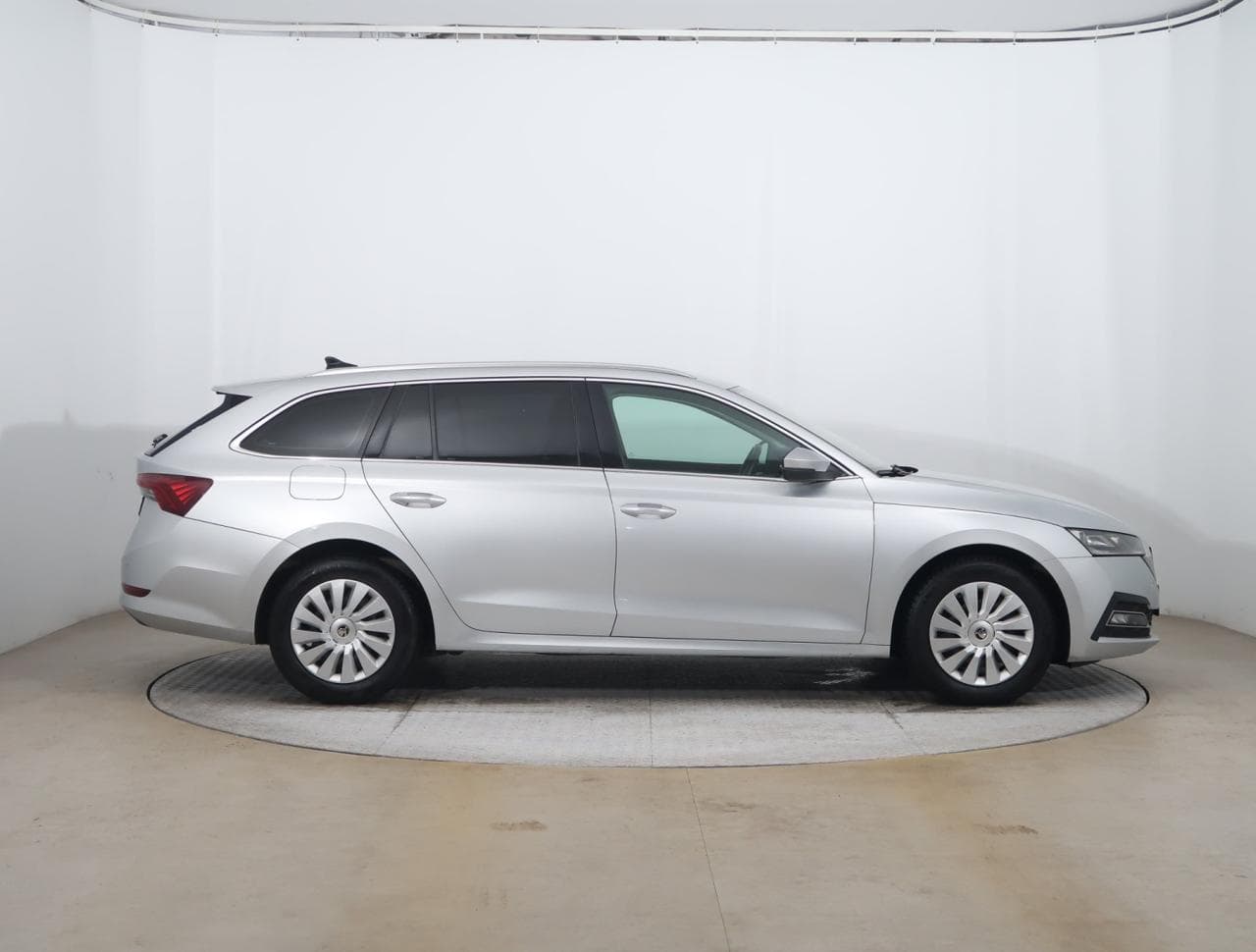 2020 Škoda OCTAVIA - 8