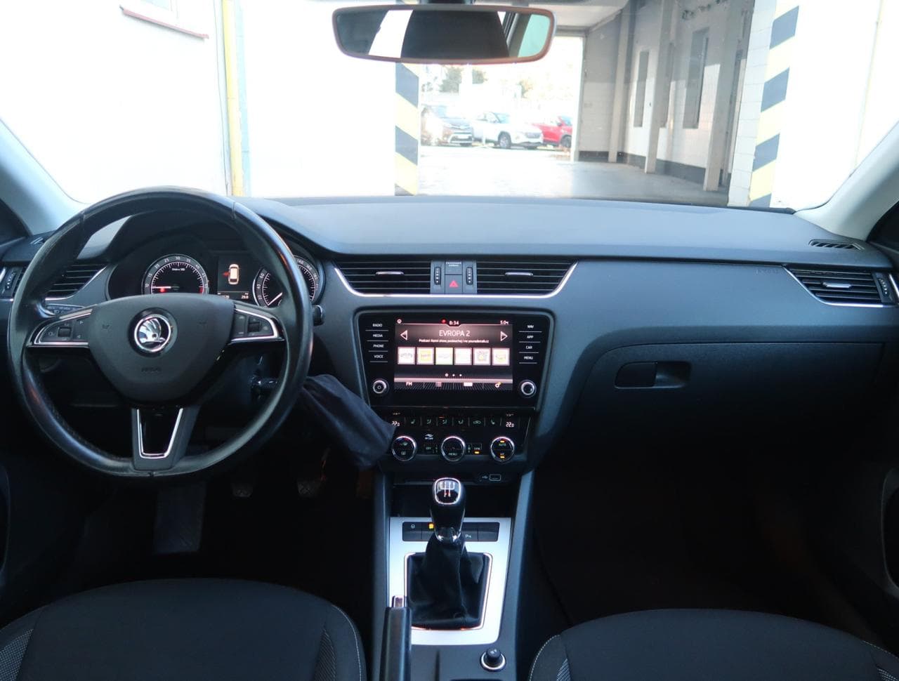 2019 Škoda OCTAVIA - 10