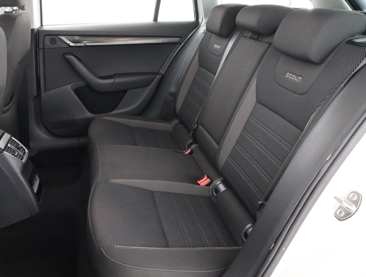 2017 Škoda OCTAVIA - 15
