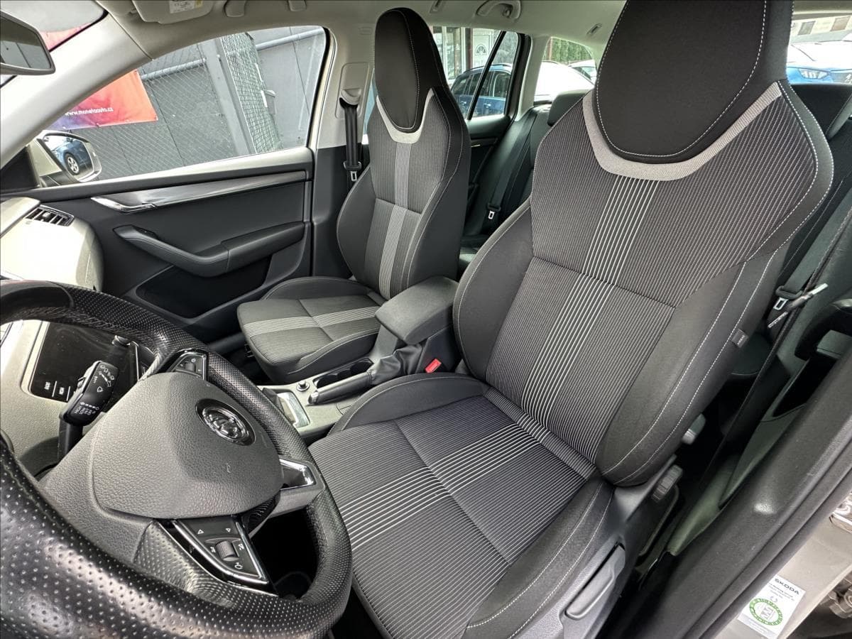 2019 Škoda Octavia - 14