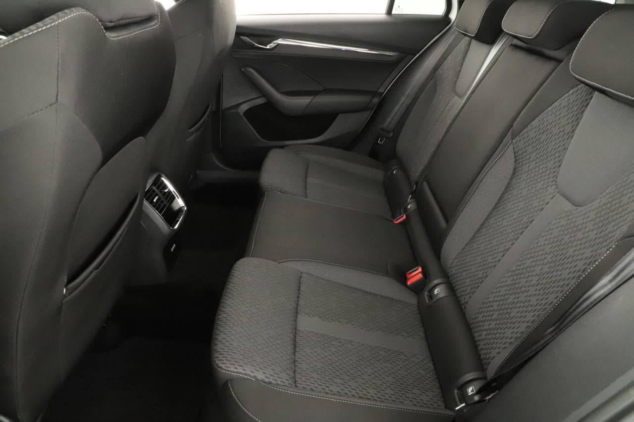 2022 Škoda Octavia - 12