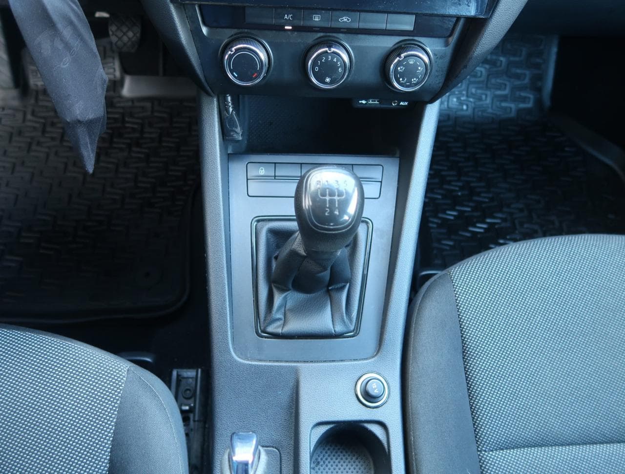 2014 Škoda OCTAVIA - 19