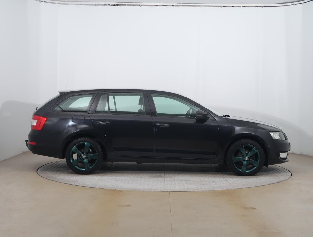 2014 Škoda OCTAVIA - 8
