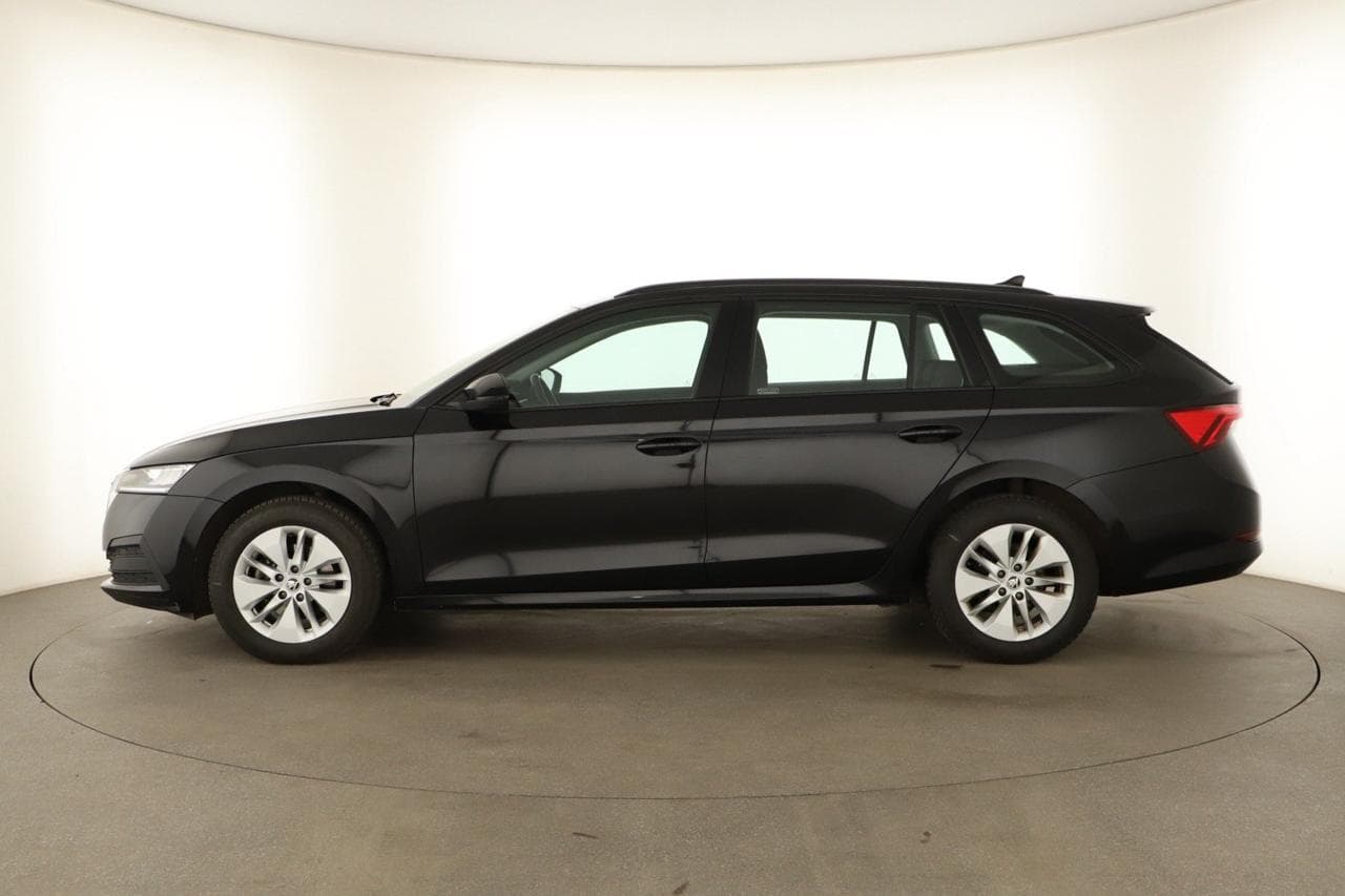 2021 Škoda OCTAVIA - 4