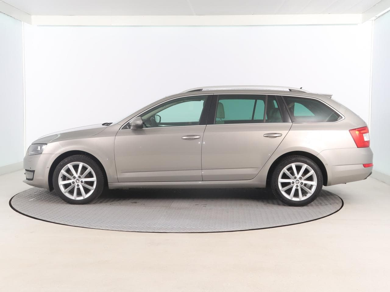 2014 Škoda OCTAVIA - 4