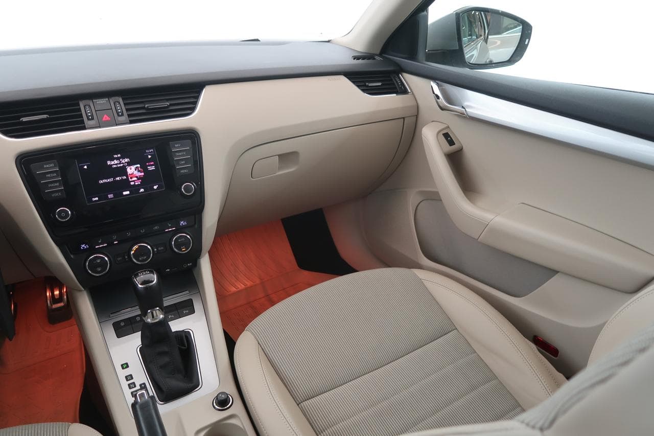 2014 Škoda OCTAVIA - 11