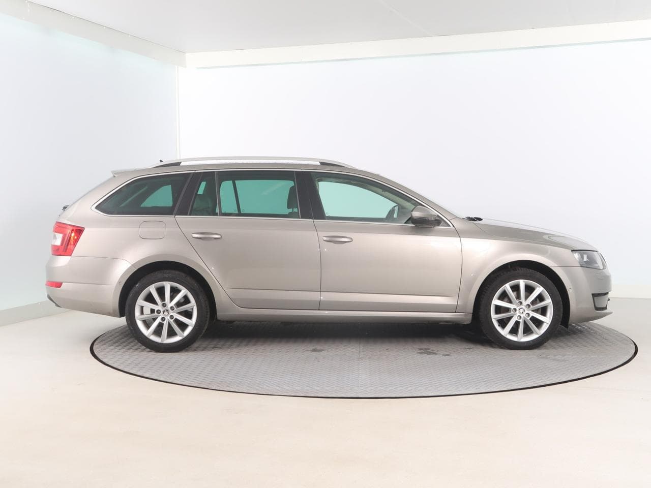 2014 Škoda OCTAVIA - 8