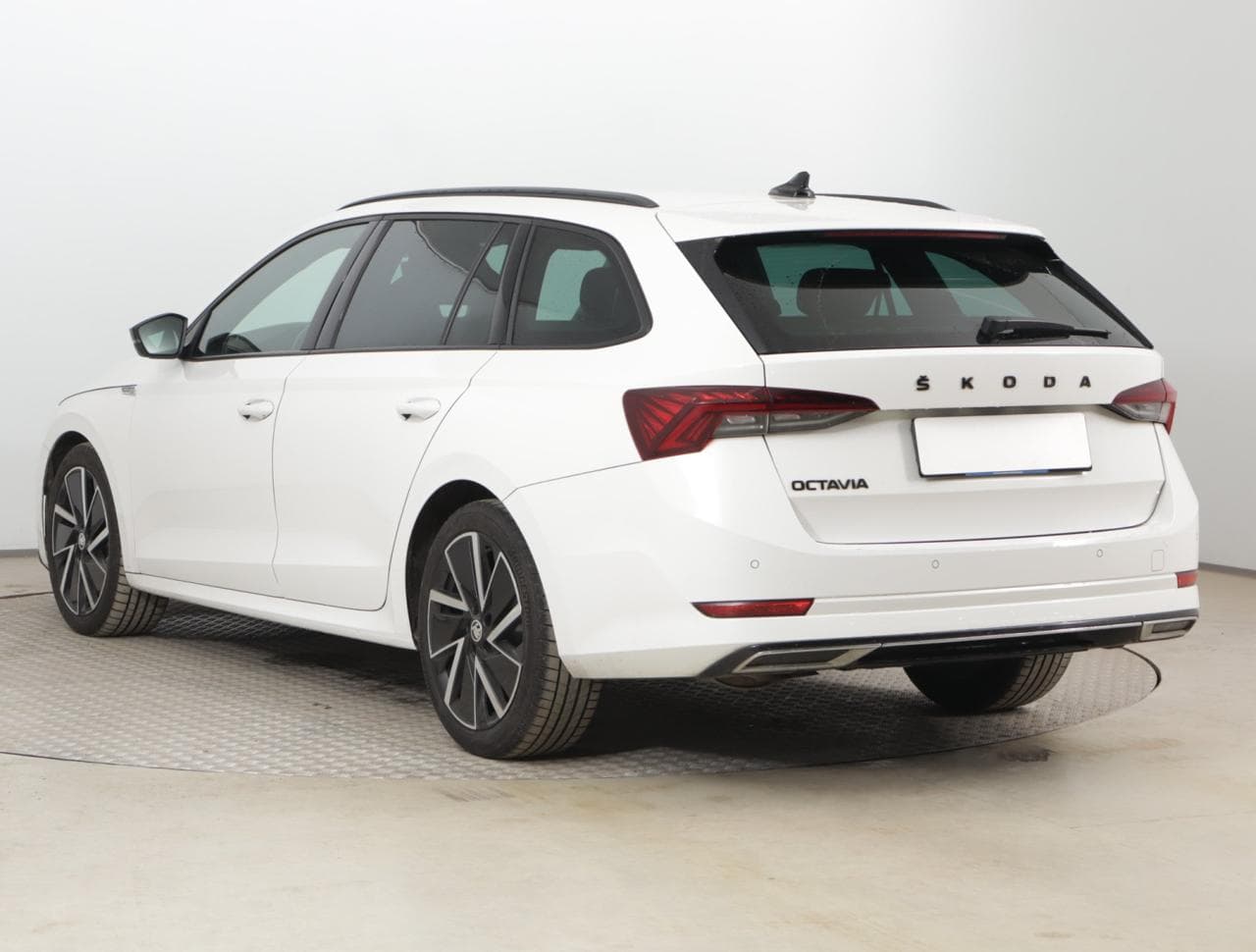 2022 Škoda OCTAVIA - 5